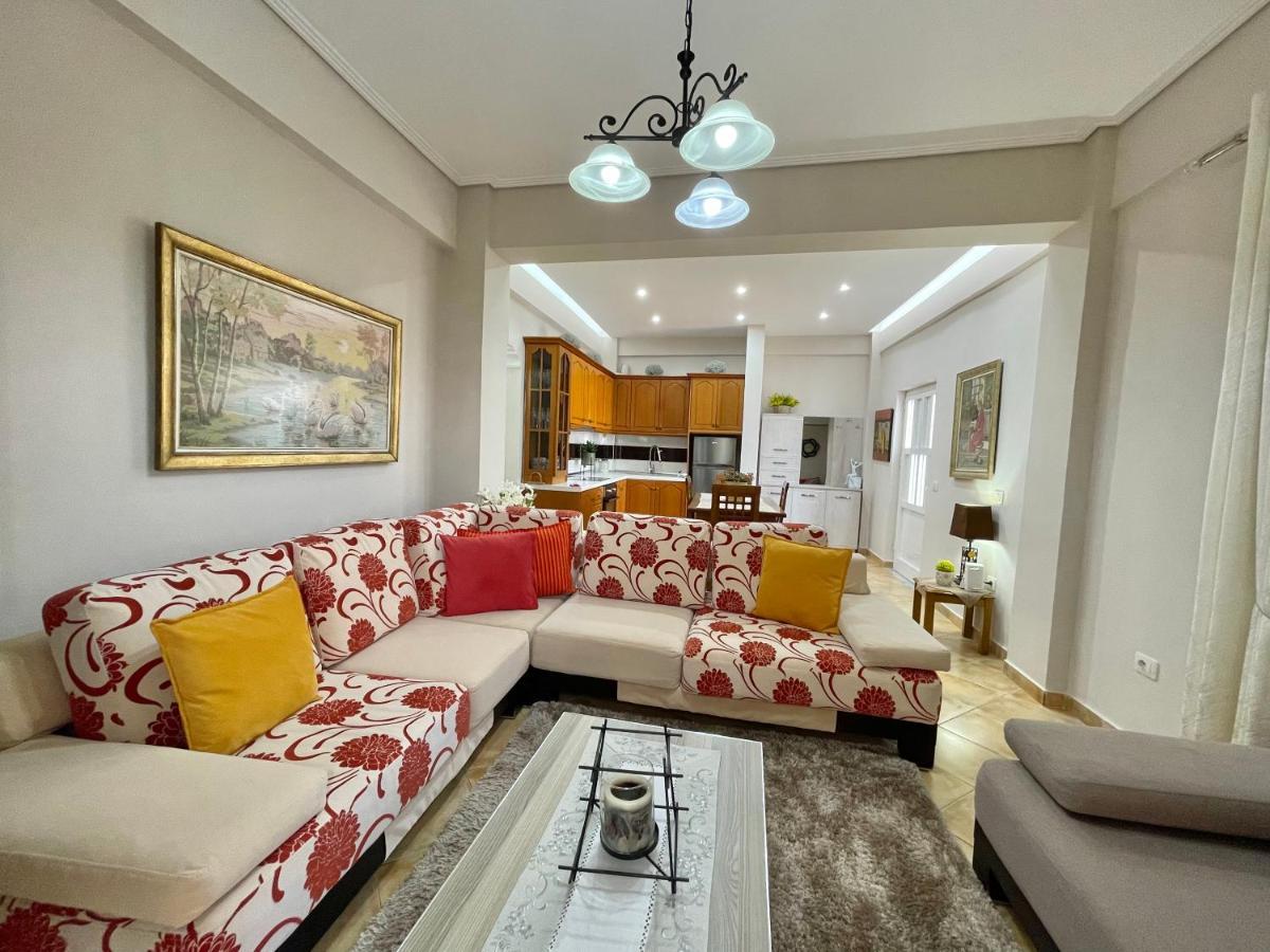Melina Apartments Sarandë Buitenkant foto