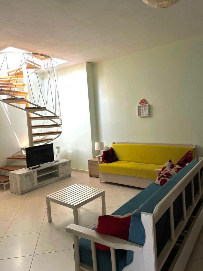Melina Apartments Sarandë Buitenkant foto