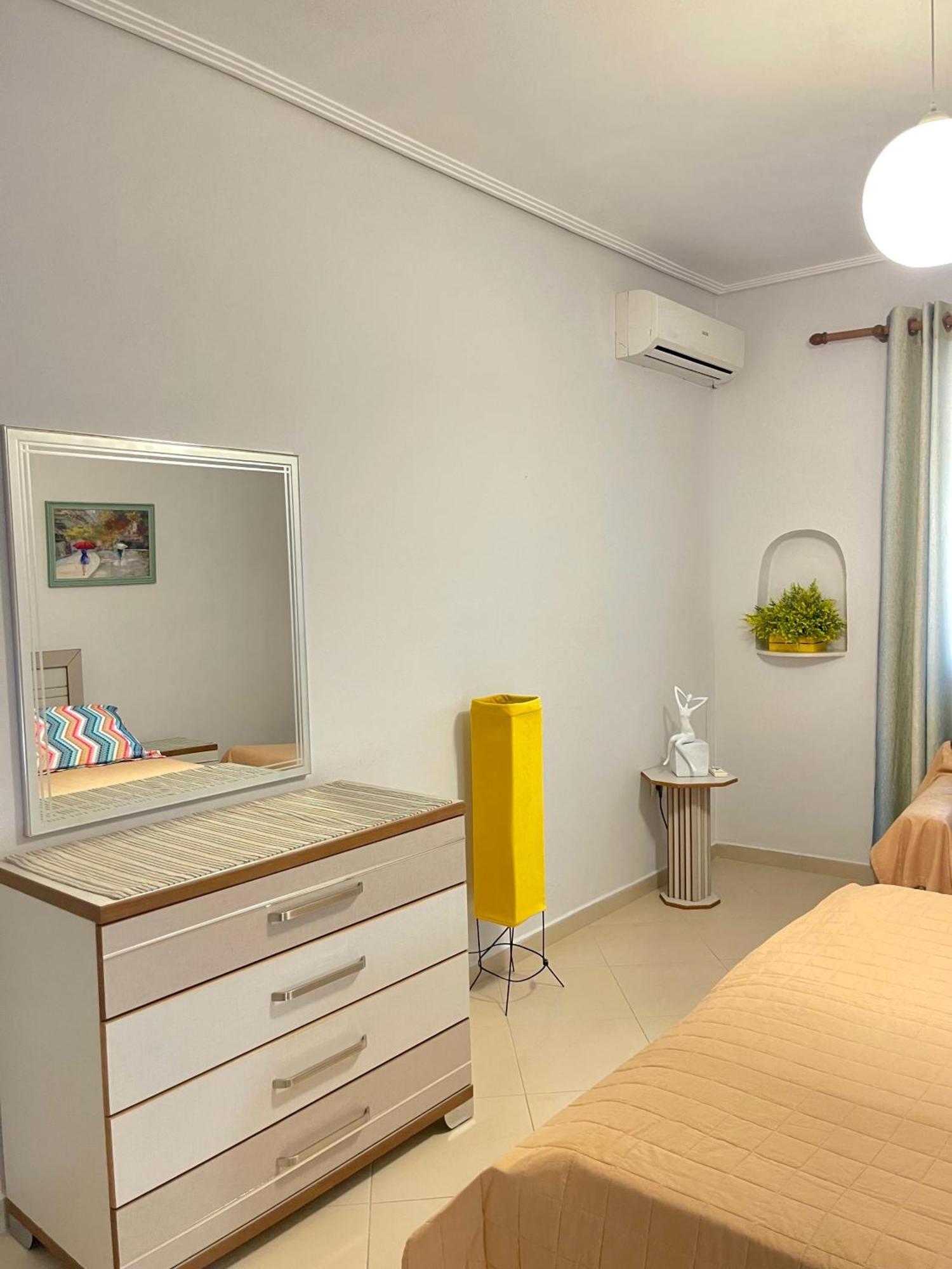Melina Apartments Sarandë Buitenkant foto