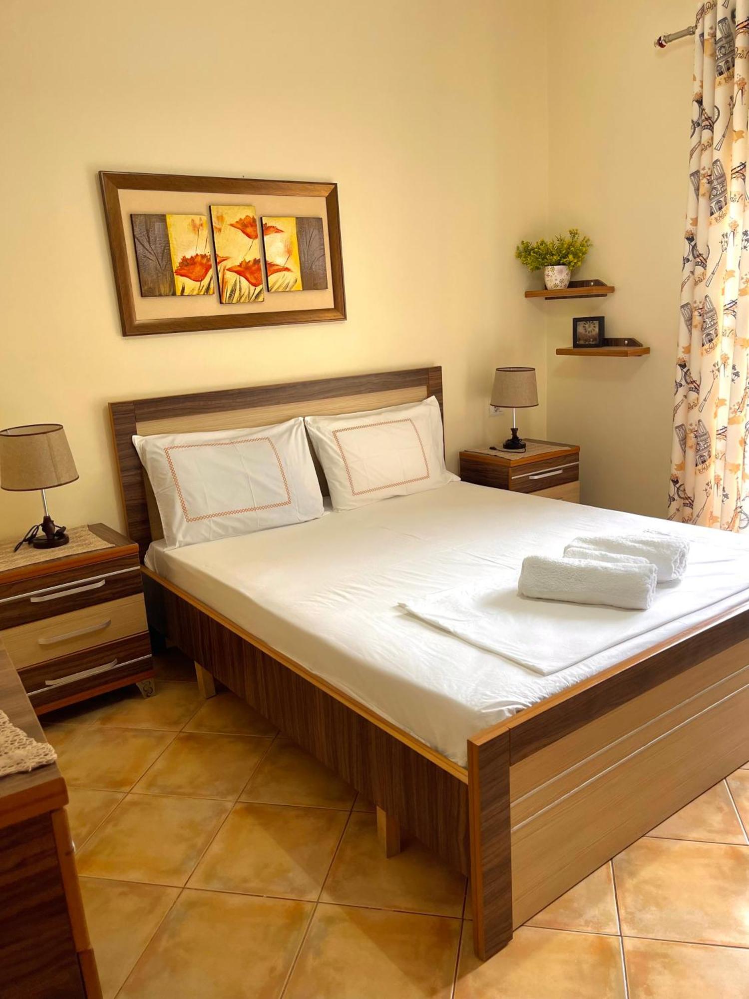 Melina Apartments Sarandë Buitenkant foto